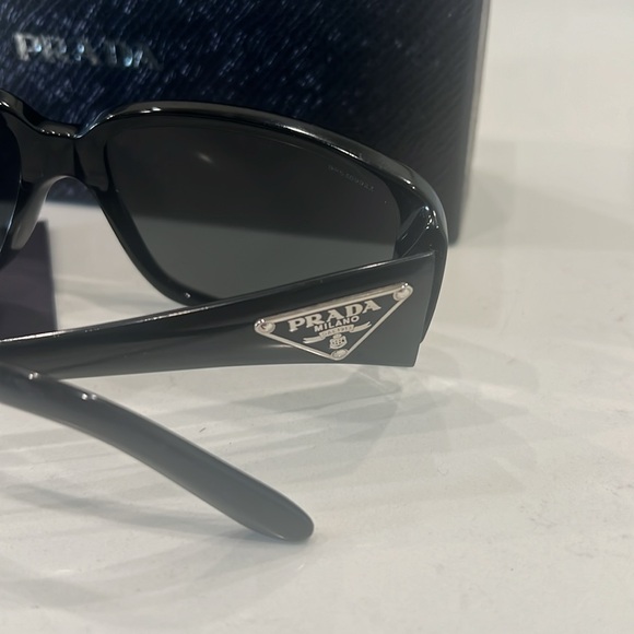 Authentic RARE PRADA sunglasses w/ certificate and box. Mint condition. Worn 1x - Picture 3 of 15